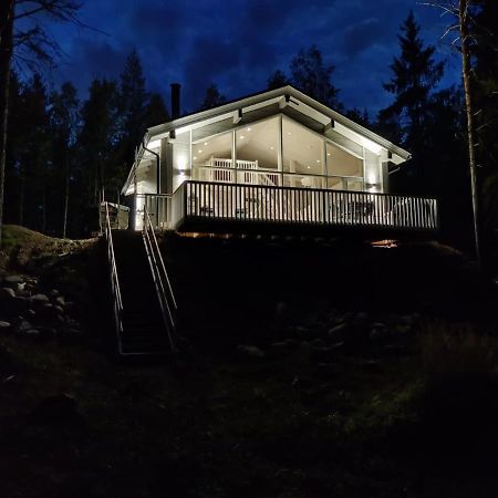 Villa Sirius Sieri, Nice Log-Cottage By The Lake 로바니에미 외부 사진